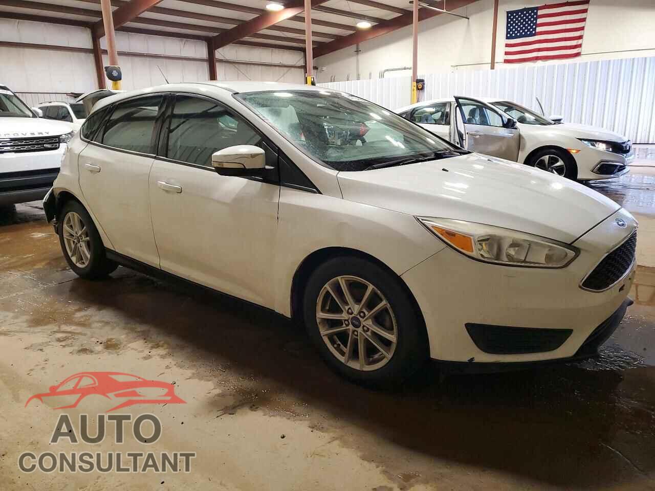 FORD FOCUS 2017 - 1FADP3K20HL272318