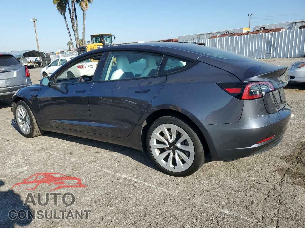 TESLA MODEL 3 2023 - 5YJ3E1EA5PF638925