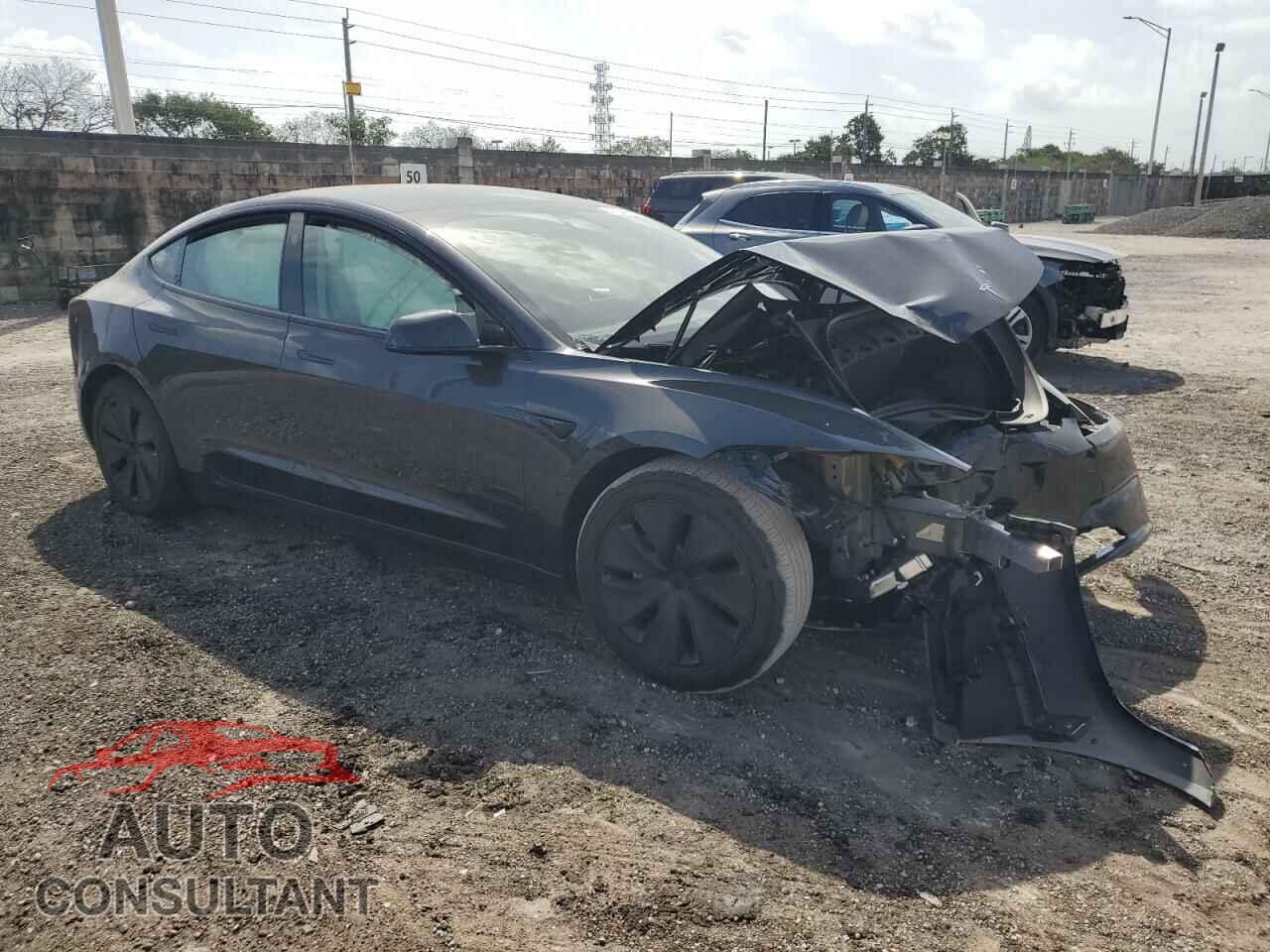 TESLA MODEL 3 2024 - 5YJ3E1EA5RF742432