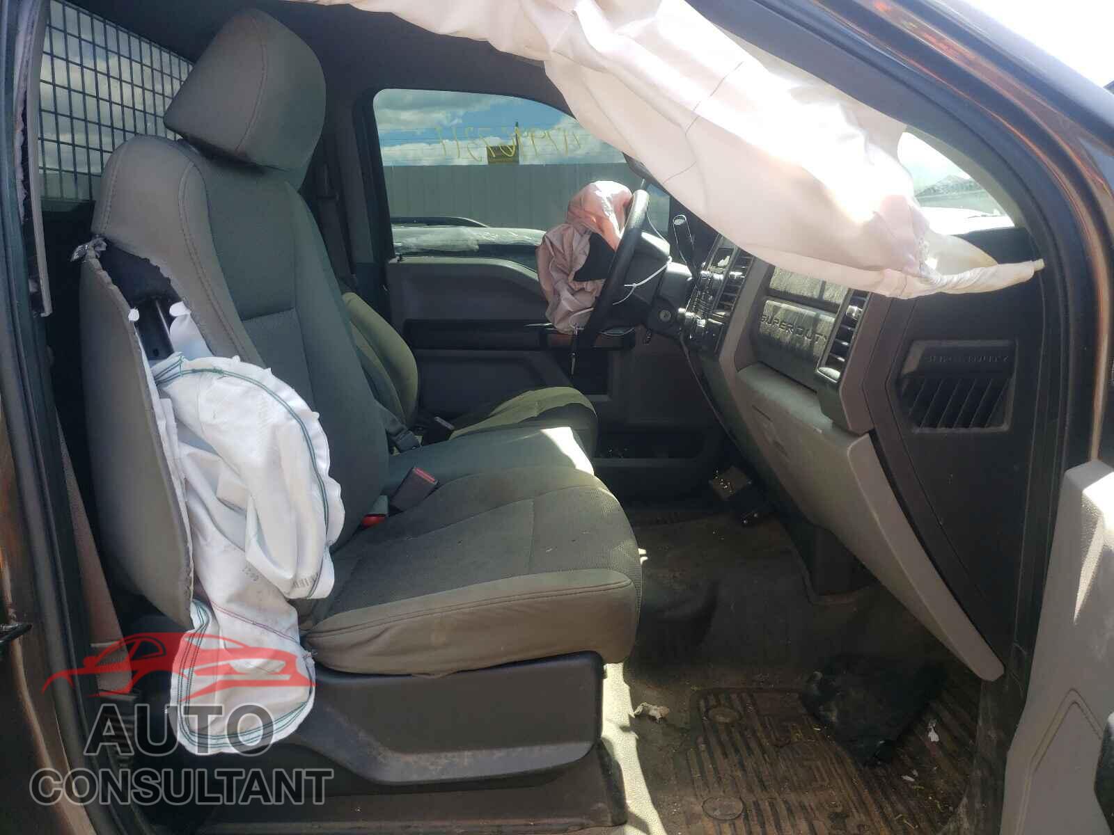 FORD F250 2017 - 1FTBF2B66HEE23247