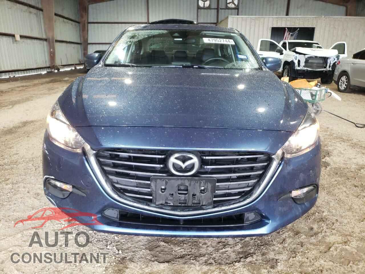 MAZDA 3 2017 - 3MZBN1V77HM113164