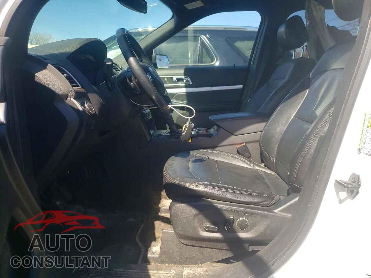 FORD EXPLORER 2017 - 1FM5K8D82HGC50532