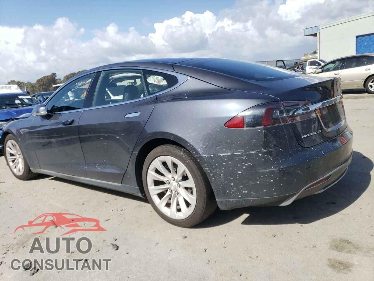 TESLA MODEL S 2016 - 5YJSA1E26GF135601