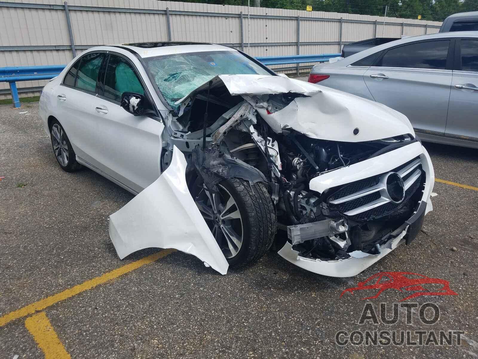 MERCEDES-BENZ C-CLASS 2018 - 55SWF4JB5JU242302