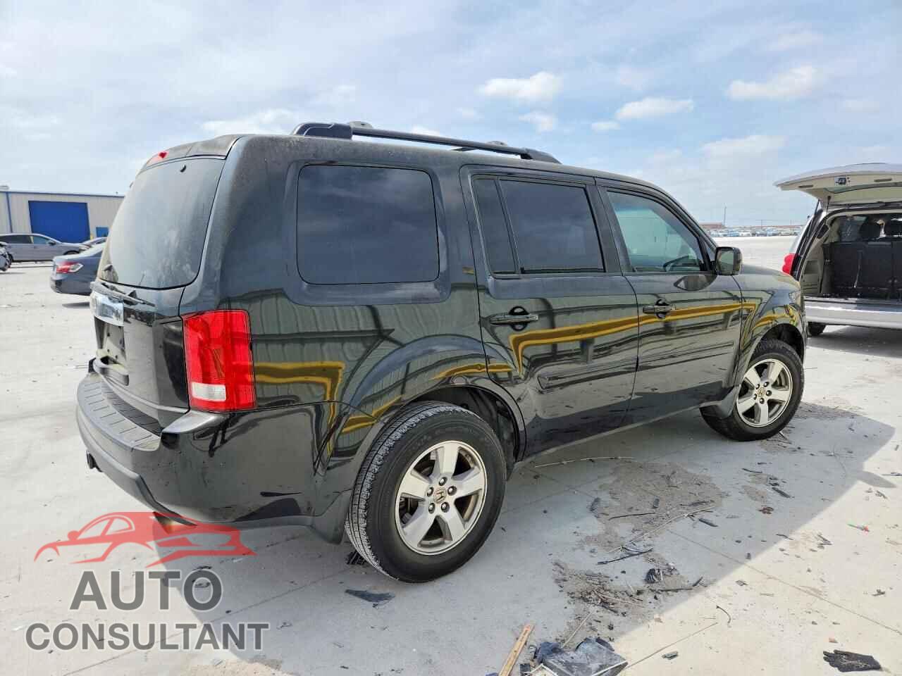 HONDA PILOT 2010 - 5FNYF3H60AB003530