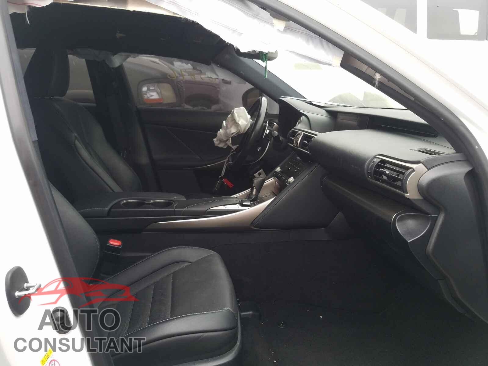 LEXUS IS 2017 - JTHBE1D20H5028616
