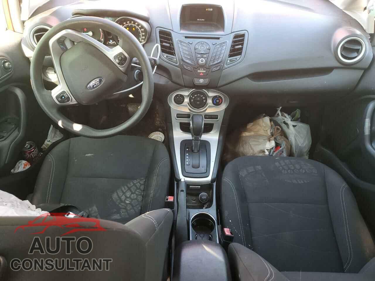FORD FIESTA 2018 - 3FADP4EJ9JM131745