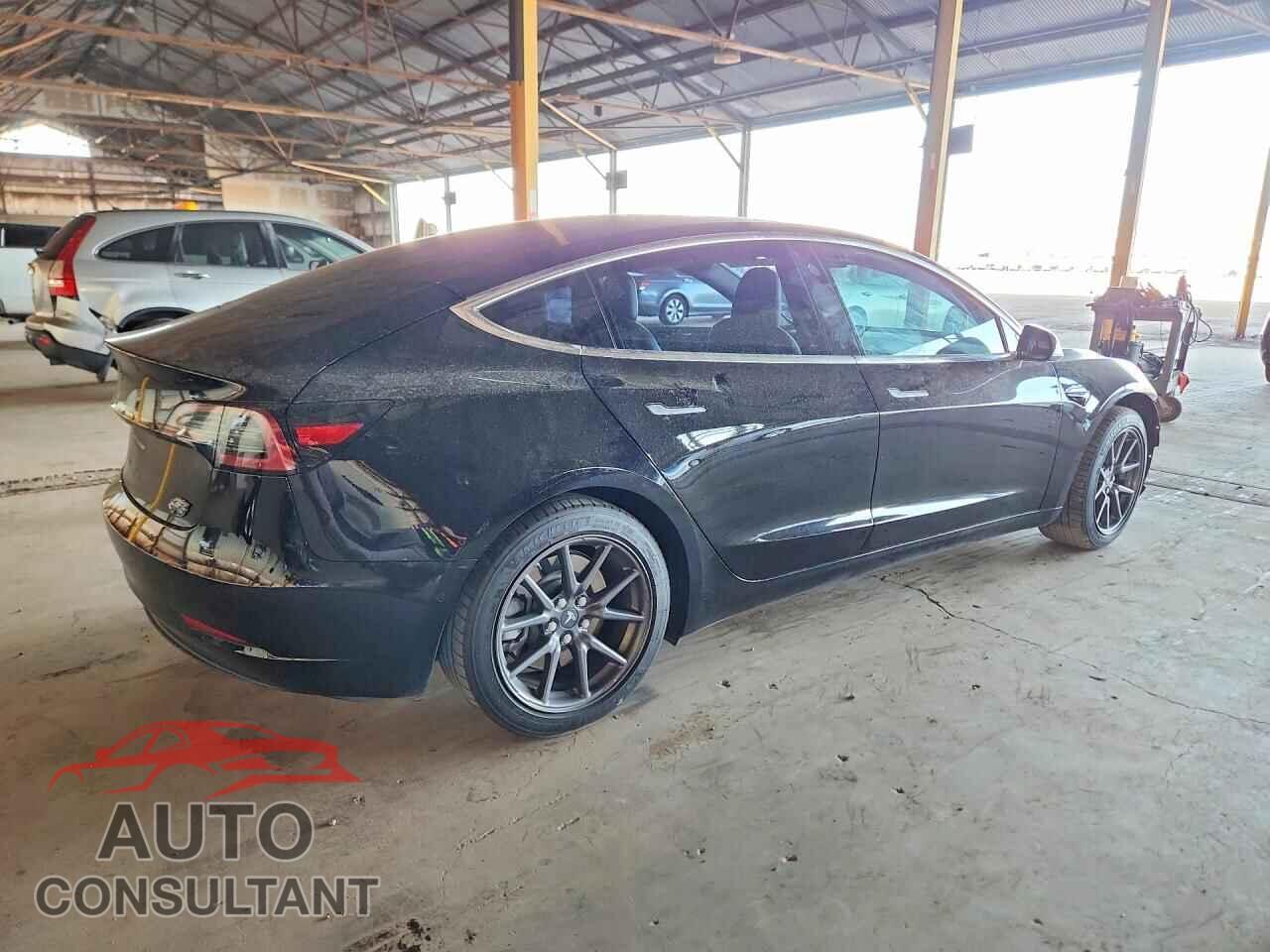 TESLA MODEL 3 2018 - 5YJ3E1EA8JF122940