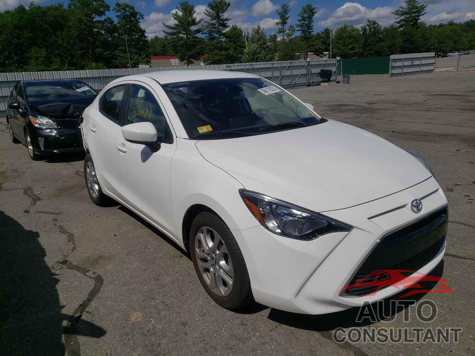 TOYOTA YARIS 2017 - 3MYDLBYV4HY155559