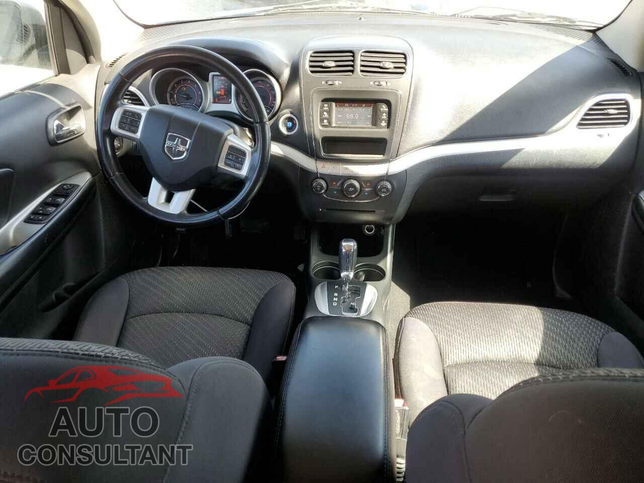 DODGE JOURNEY 2013 - 3C4PDCBB5DT565386