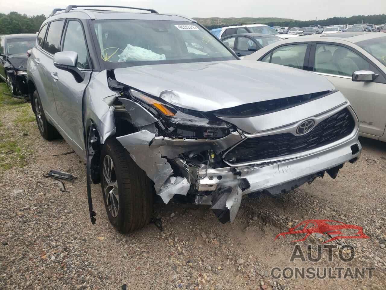 TOYOTA HIGHLANDER 2022 - 5TDGZRBH8NS211916