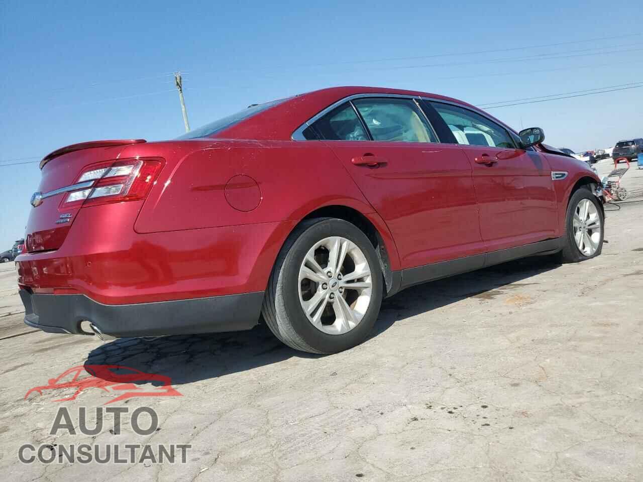 FORD TAURUS 2017 - 1FAHP2E82HG120576