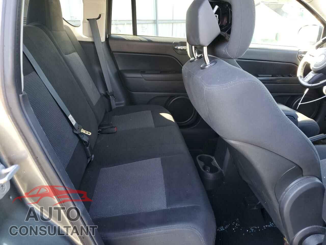 JEEP COMPASS 2011 - 1J4NF1FB8BD277259