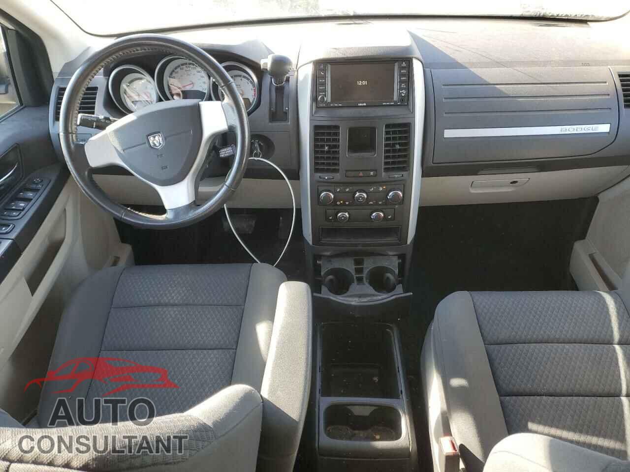 DODGE CARAVAN 2010 - 2D4RN4DX2AR123252
