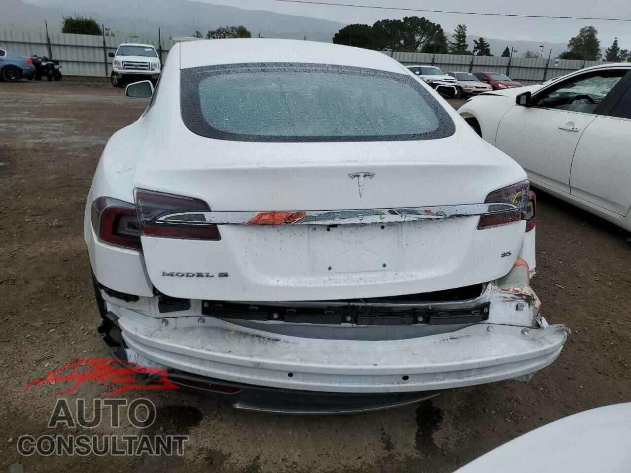 TESLA MODEL S 2014 - 5YJSA1H19EFP48568