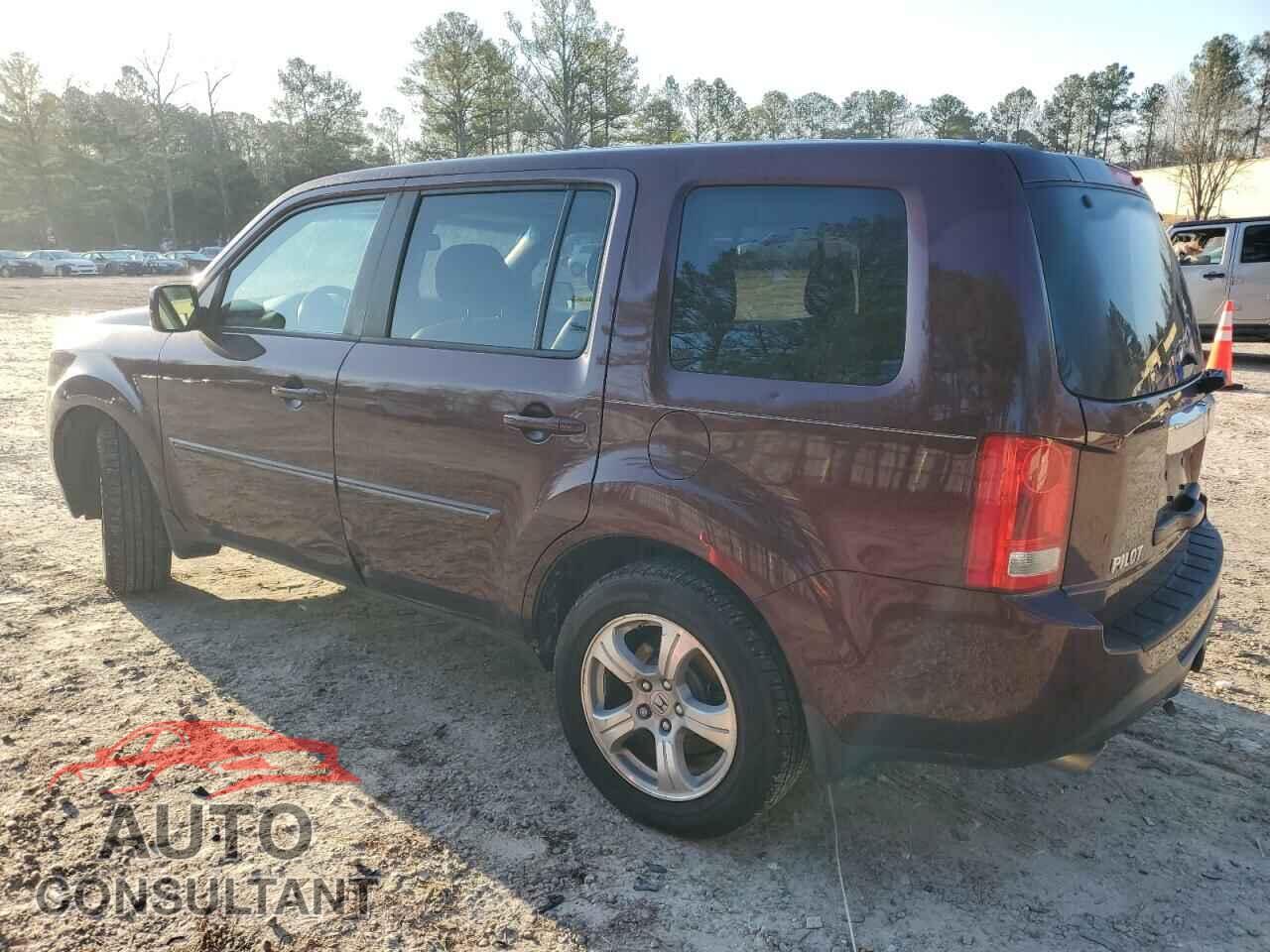 HONDA PILOT 2015 - 5FNYF4H52FB017742