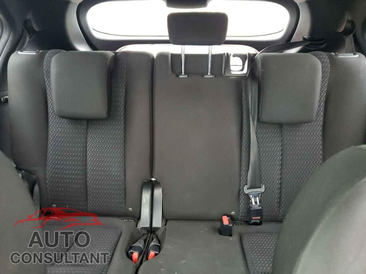MITSUBISHI ECLIPSE 2019 - JA4AT4AA3KZ050023