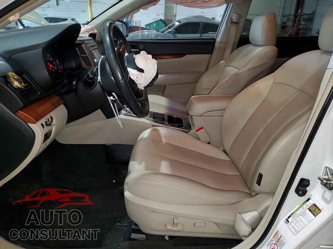 SUBARU OUTBACK 2014 - 4S4BRDLC8E2203575