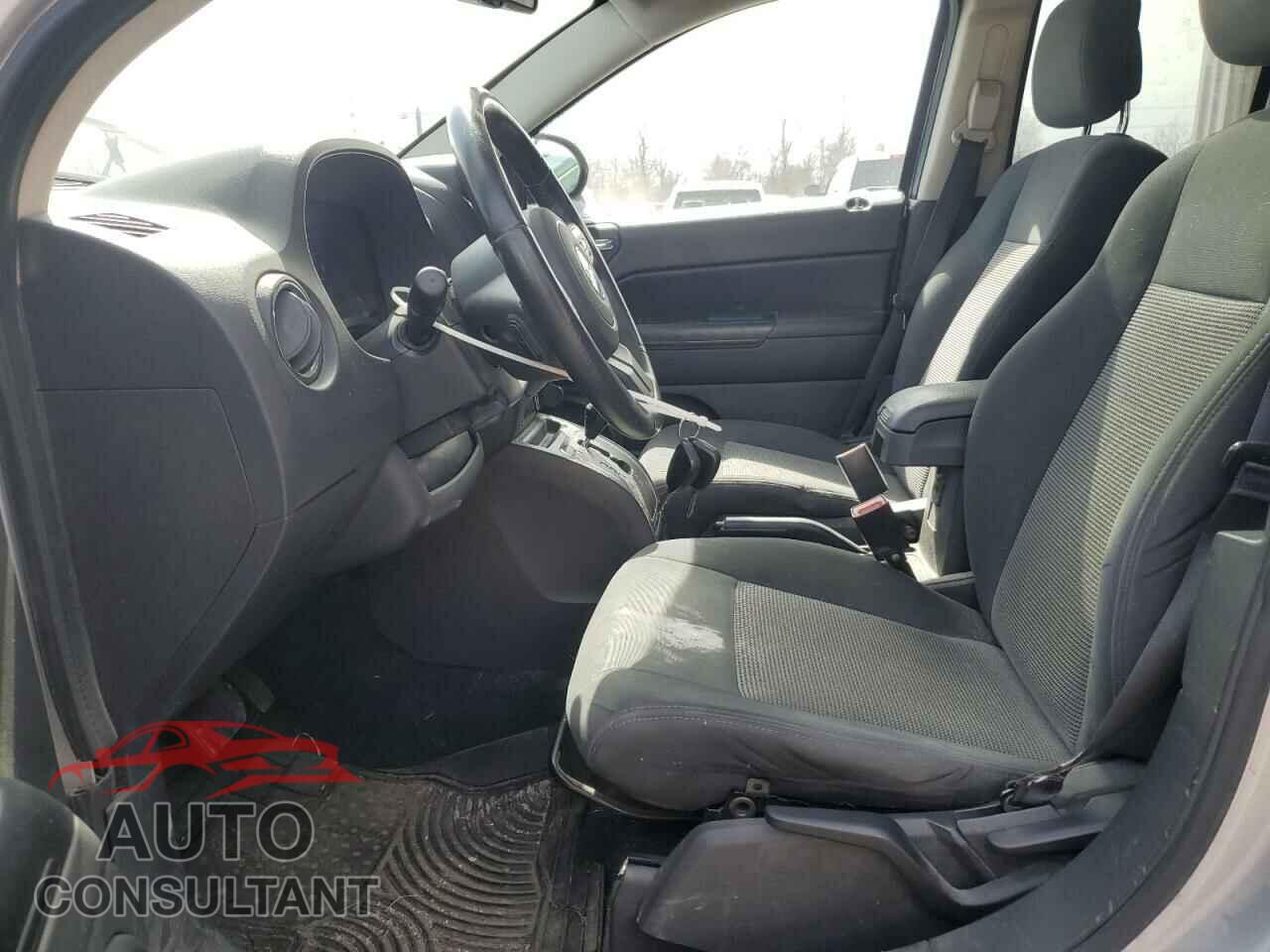 JEEP COMPASS 2011 - 1J4NT1FA2BD253569