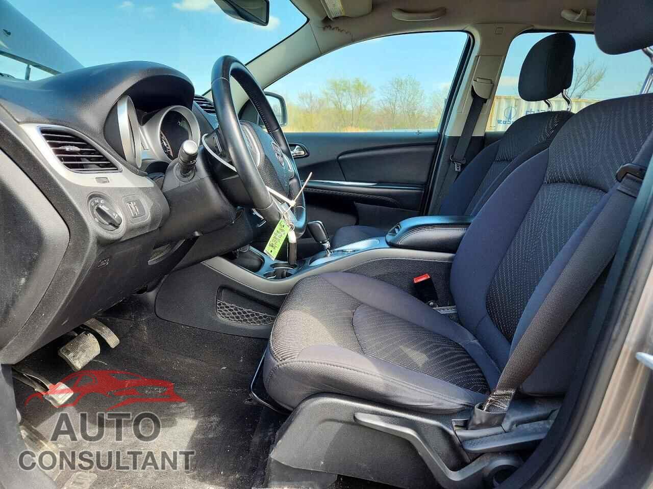 DODGE JOURNEY 2012 - 3C4PDCBG7CT395543