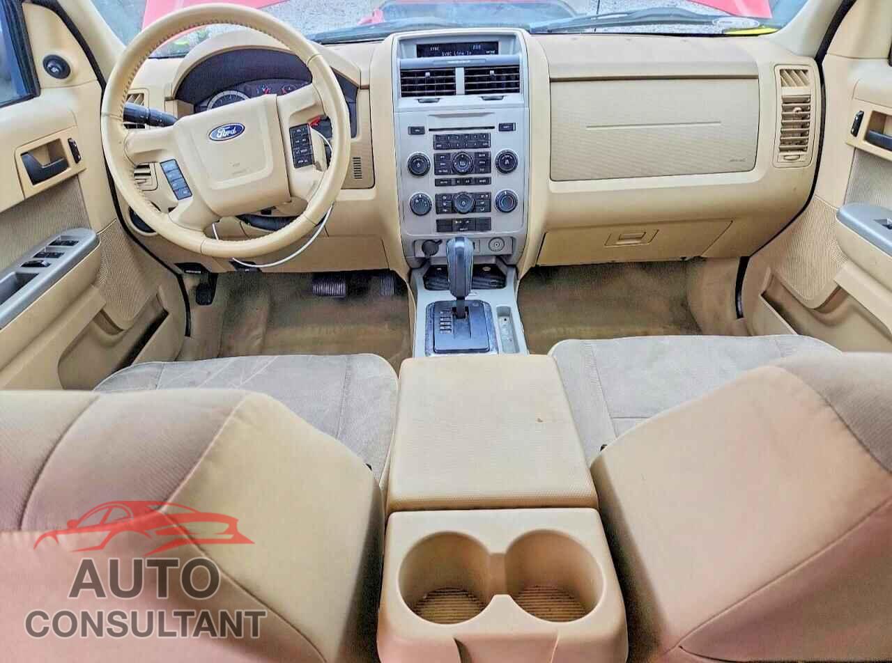 FORD ESCAPE 2011 - 1FMCU9D77BKC51632