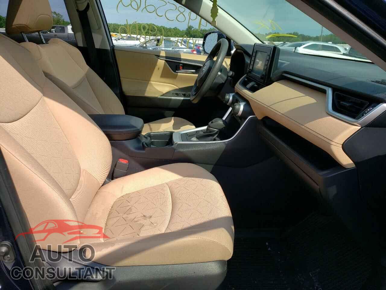 TOYOTA RAV4 2019 - JTMP1RFV8KD016199
