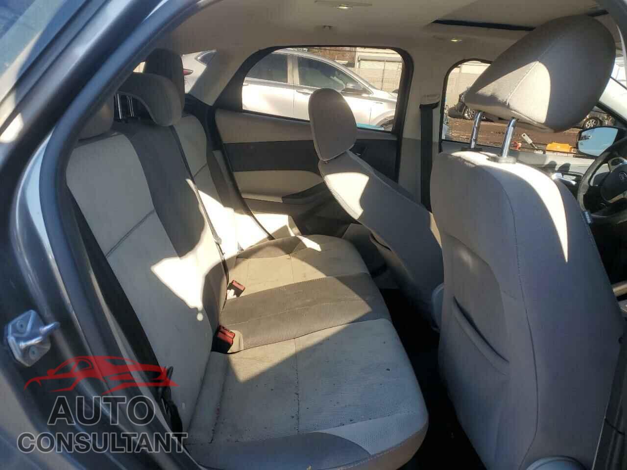 FORD FOCUS 2014 - 1FADP3K28EL434935