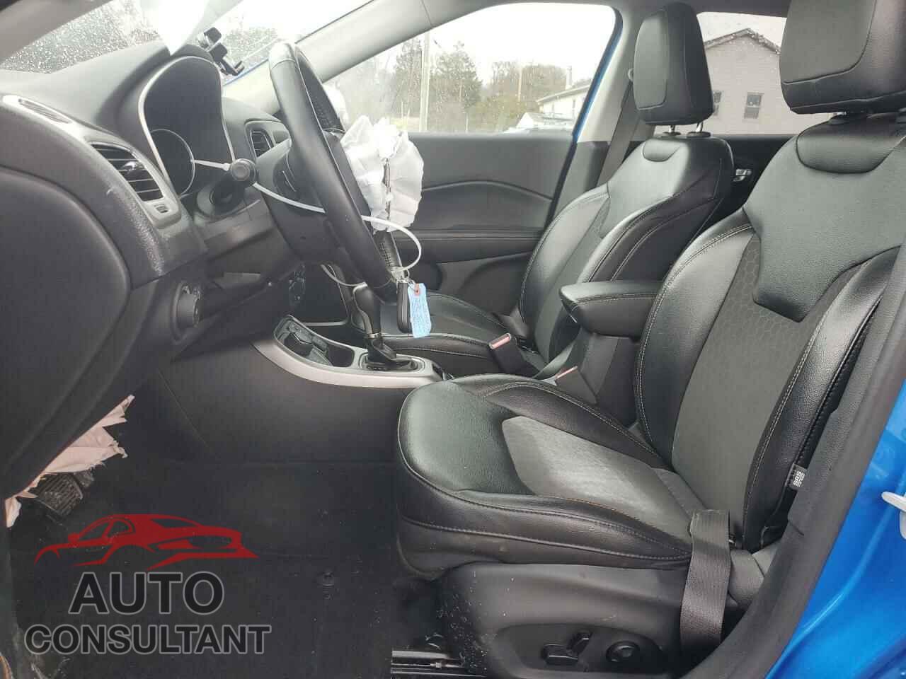 JEEP COMPASS 2019 - 3C4NJDBB7KT742054