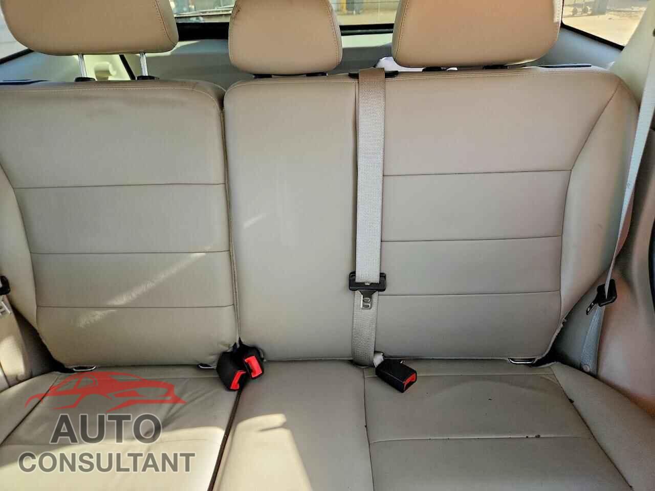 FORD ESCAPE 2012 - 1FMCU0DG5CKA78657