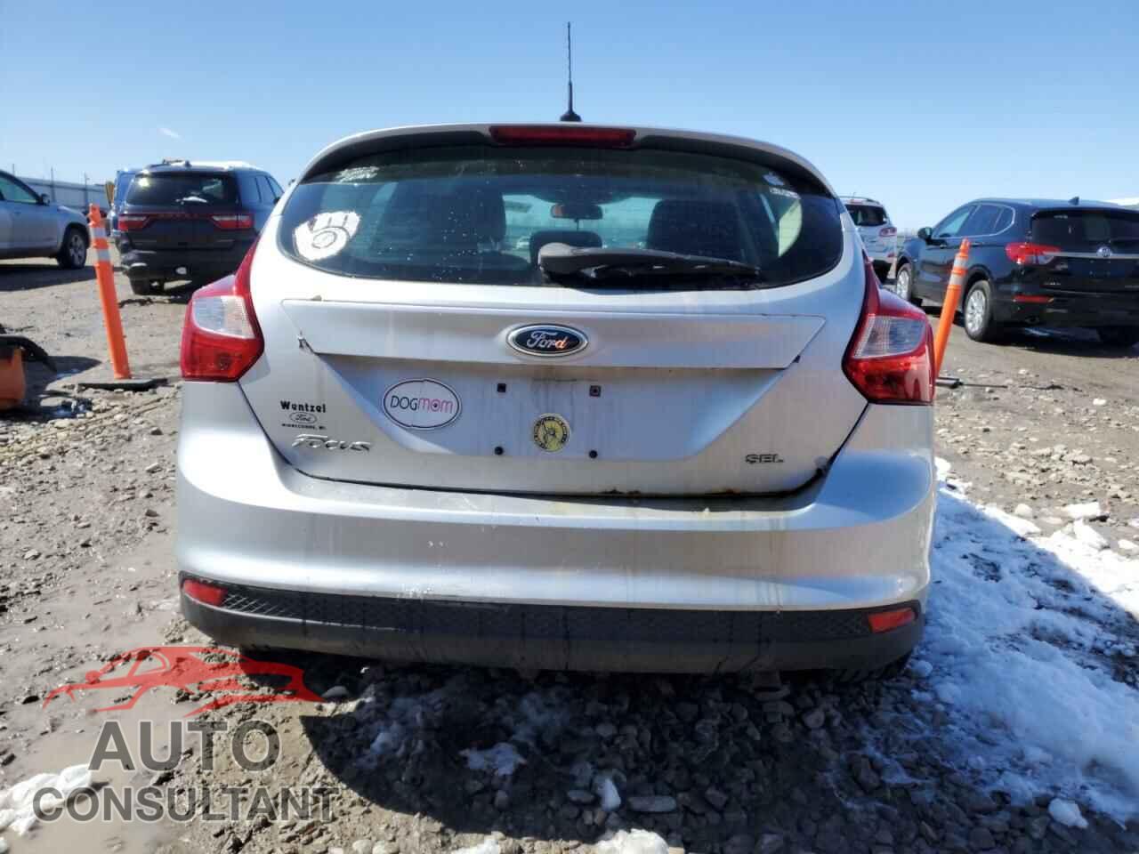 FORD FOCUS 2012 - 1FAHP3M21CL201099