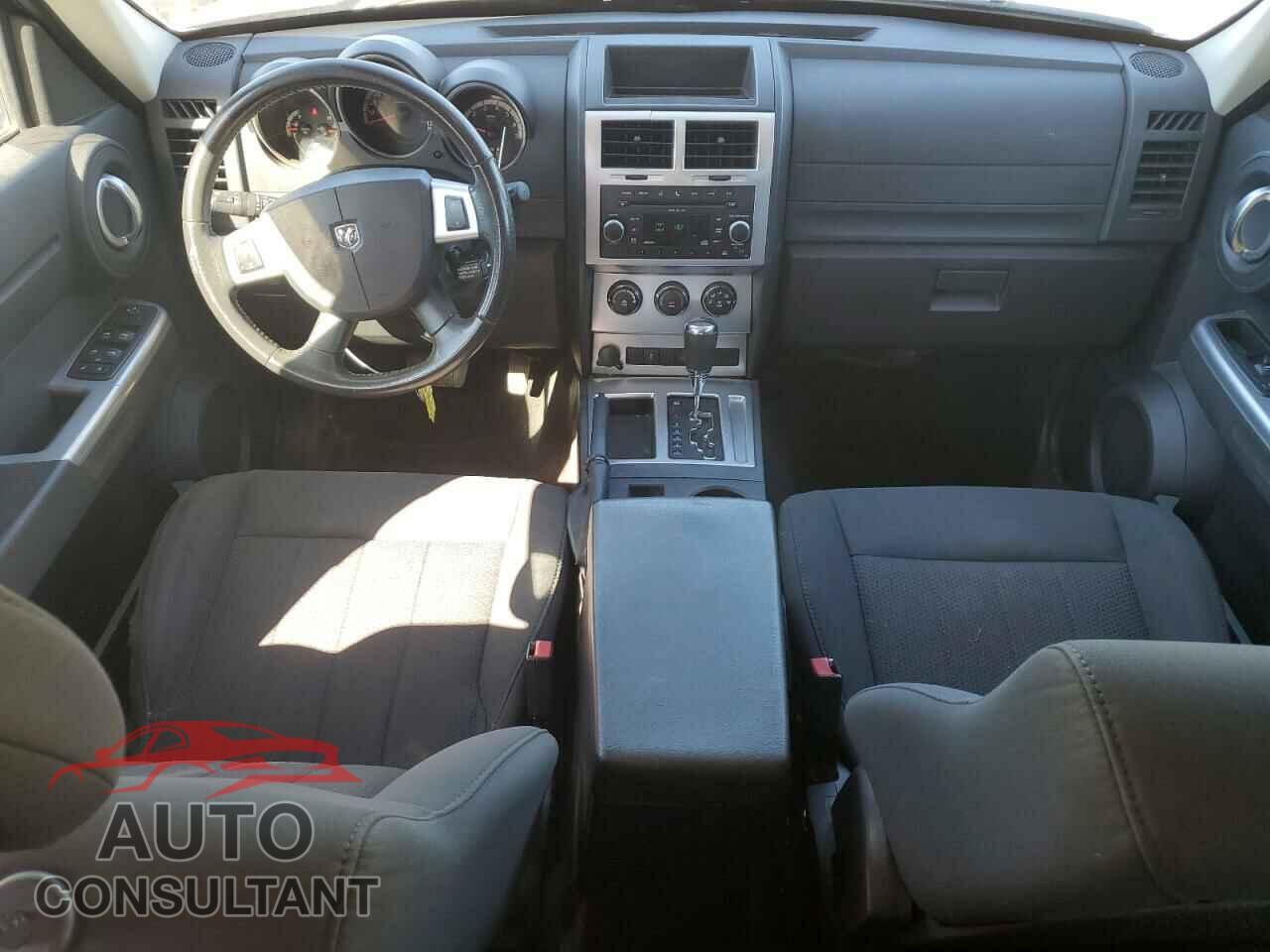 DODGE NITRO 2011 - 1D4PT5GK5BW550369