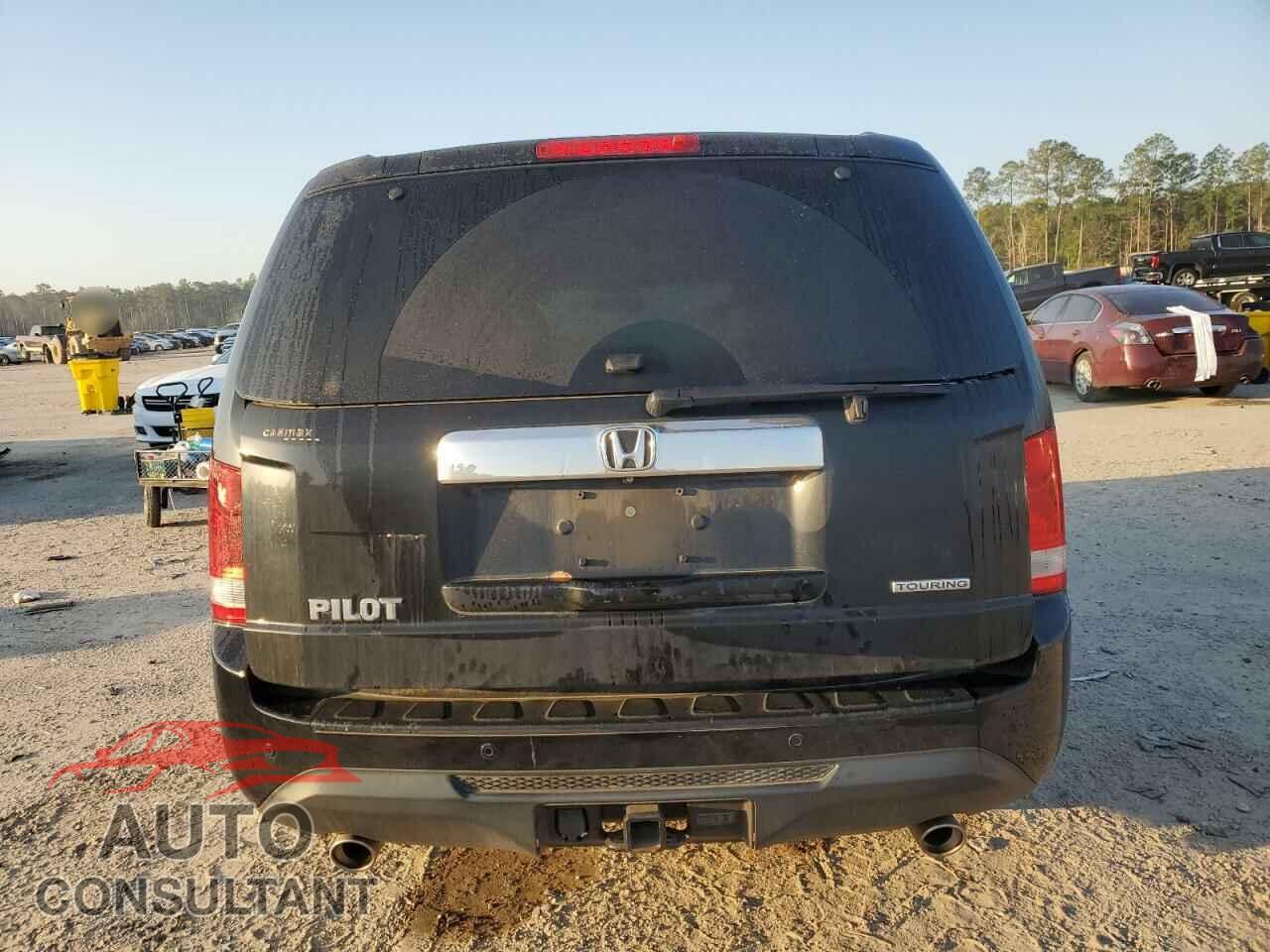 HONDA PILOT 2013 - 5FNYF3H92DB033420
