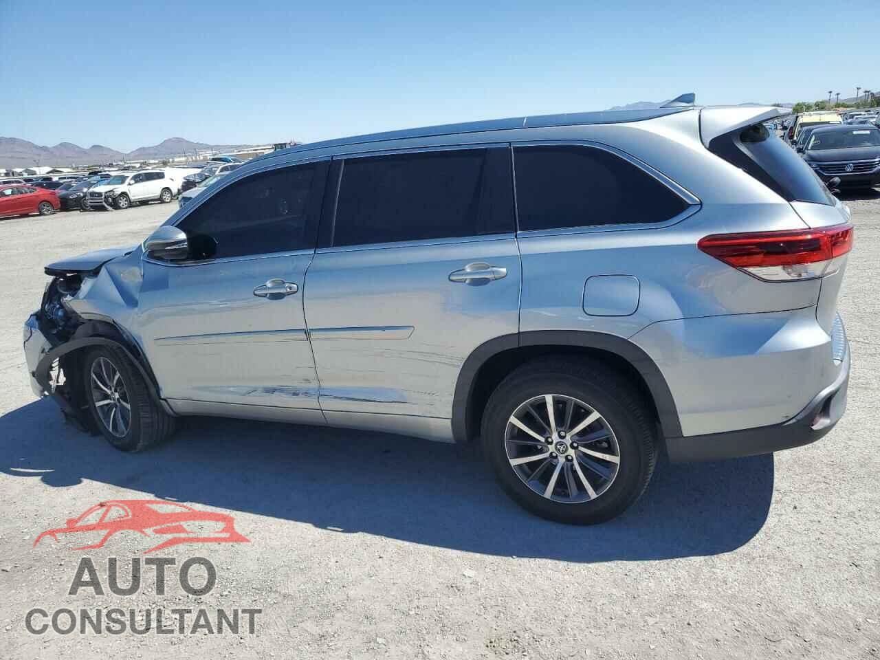TOYOTA HIGHLANDER 2017 - 5TDKZRFH4HS522347