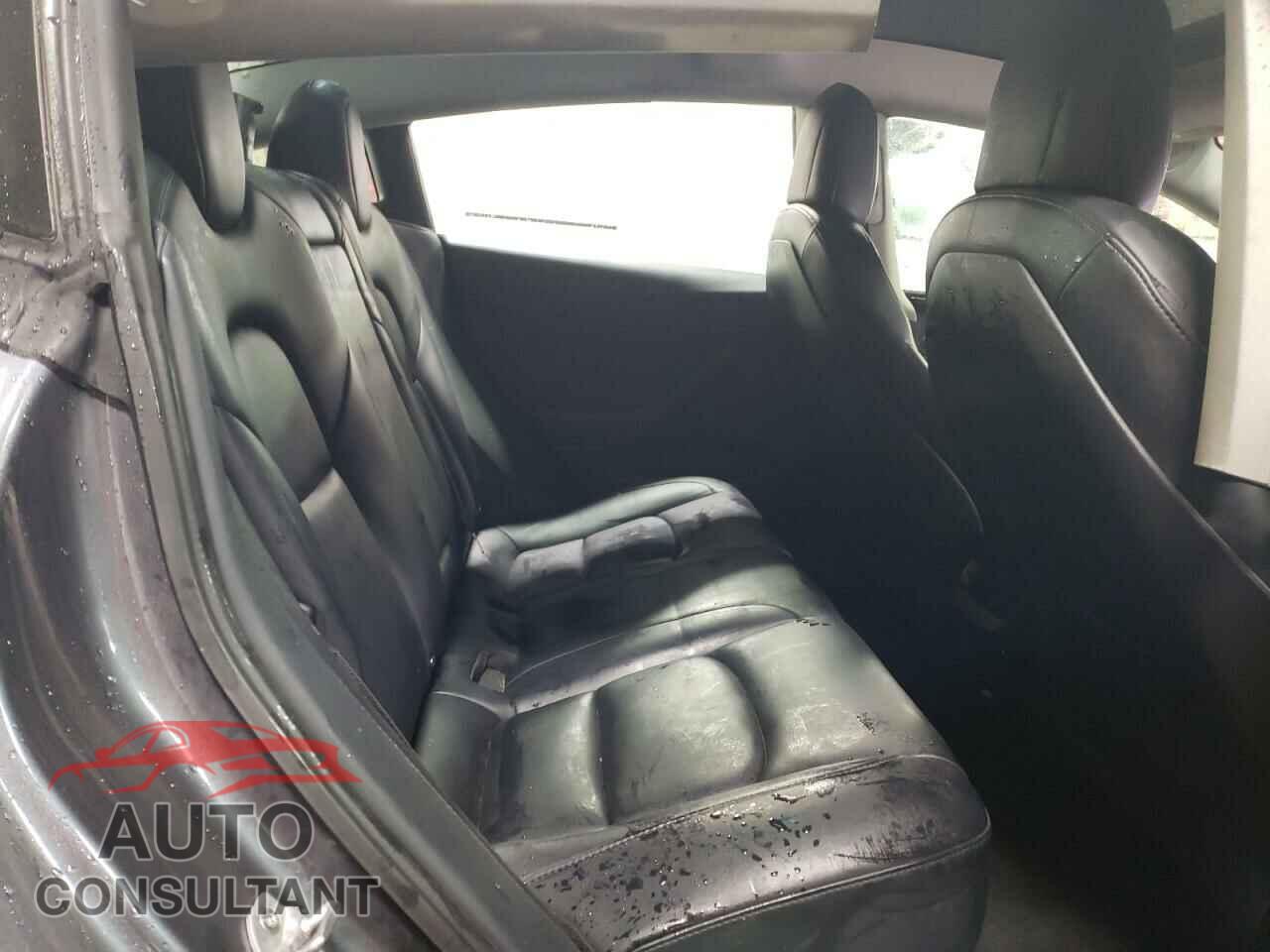 TESLA MODEL 3 2022 - 5YJ3E1EA2NF287520