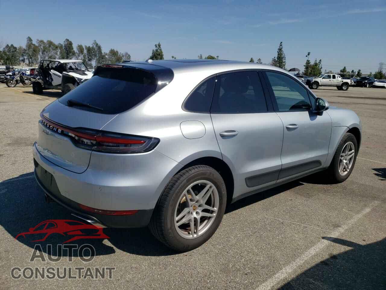 PORSCHE MACAN 2021 - WP1AA2A54MLB00483