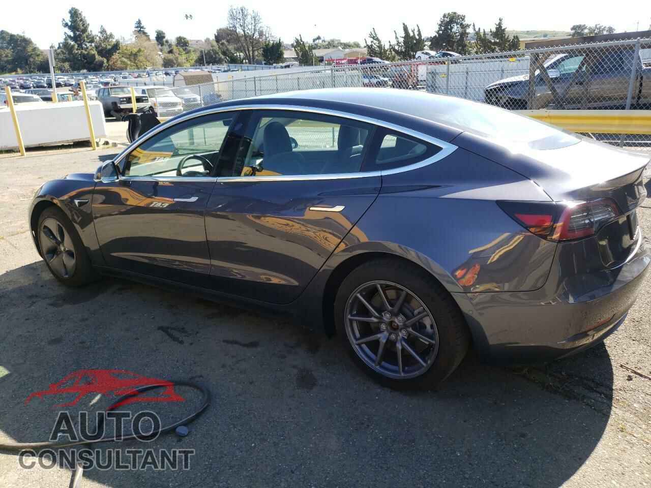 TESLA MODEL 3 2020 - 5YJ3E1EA2LF739351