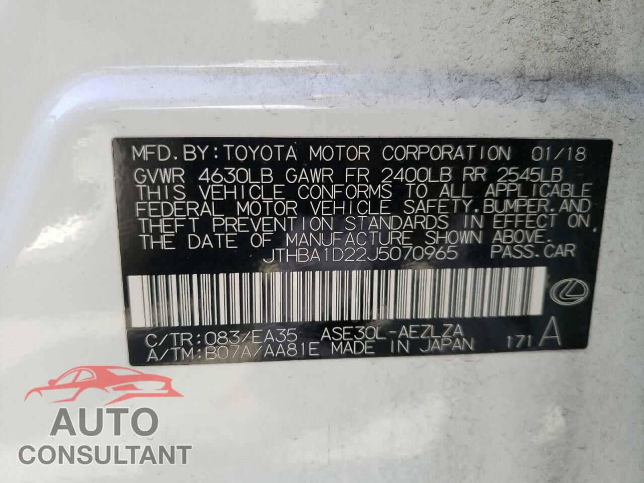 LEXUS IS 2018 - JTHBA1D22J5070965