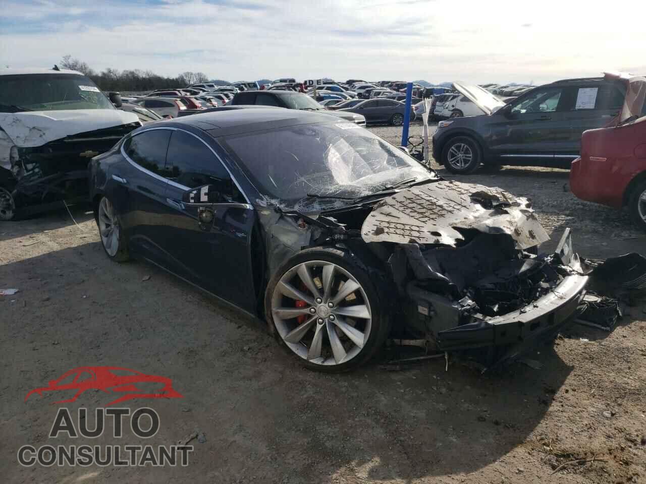 TESLA MODEL S 2016 - 5YJSA1E40GF139743