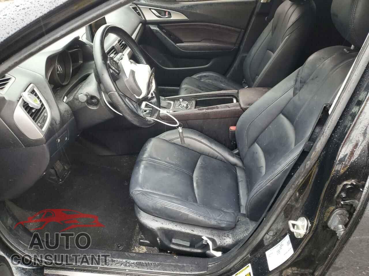 MAZDA 3 2017 - 3MZBN1L77HM123907