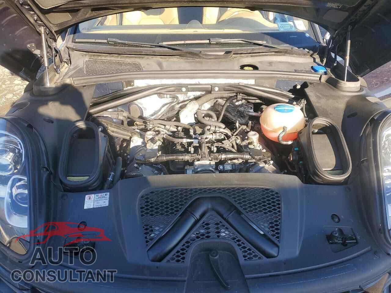 PORSCHE MACAN 2015 - WP1AB2A5XFLB44648