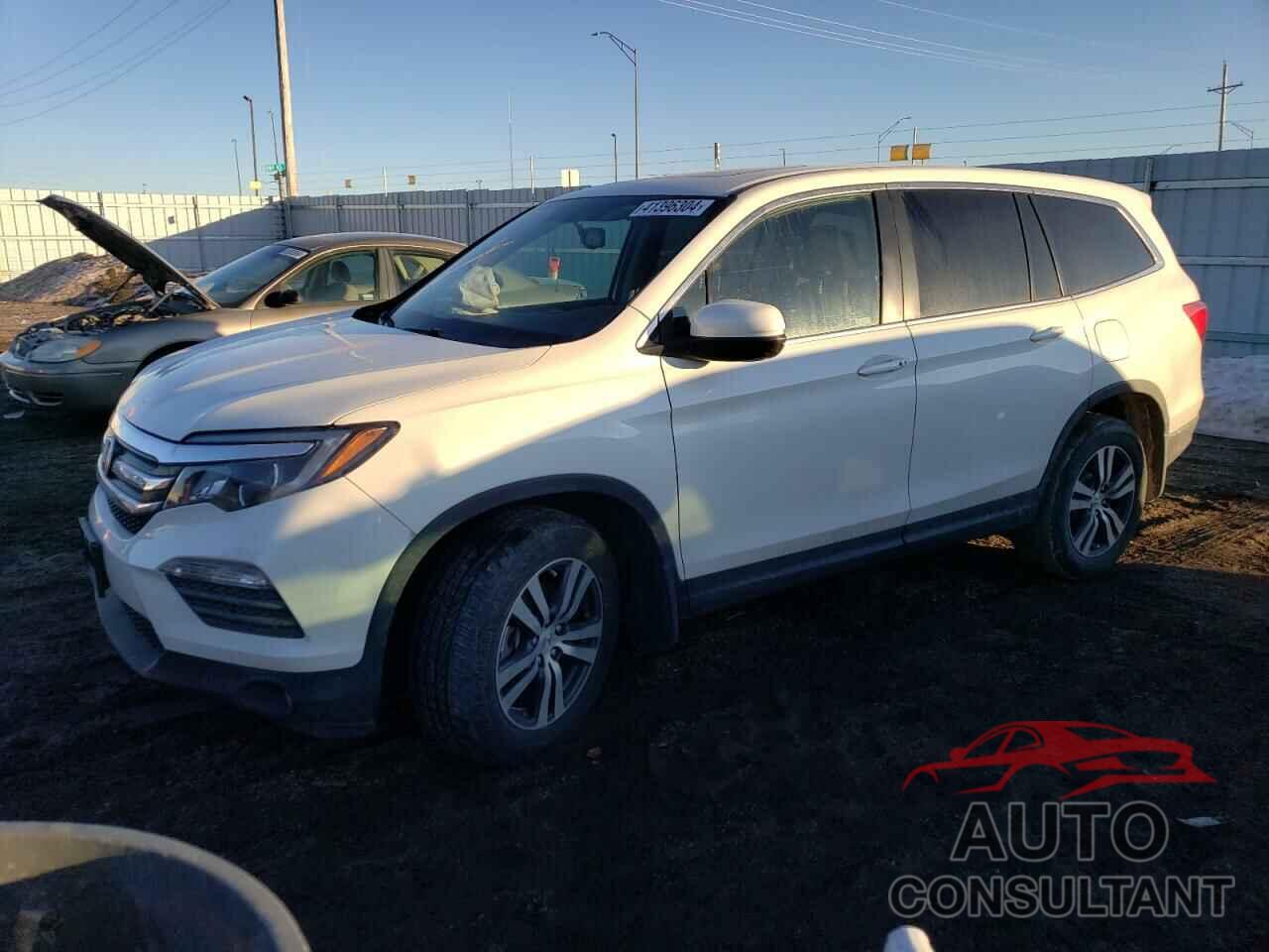 HONDA PILOT 2018 - 5FNYF6H5XJB012812