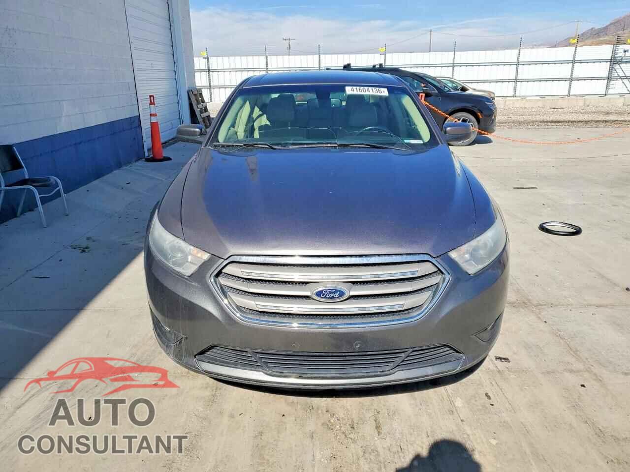 FORD TAURUS 2013 - 1FAHP2E88DG207862