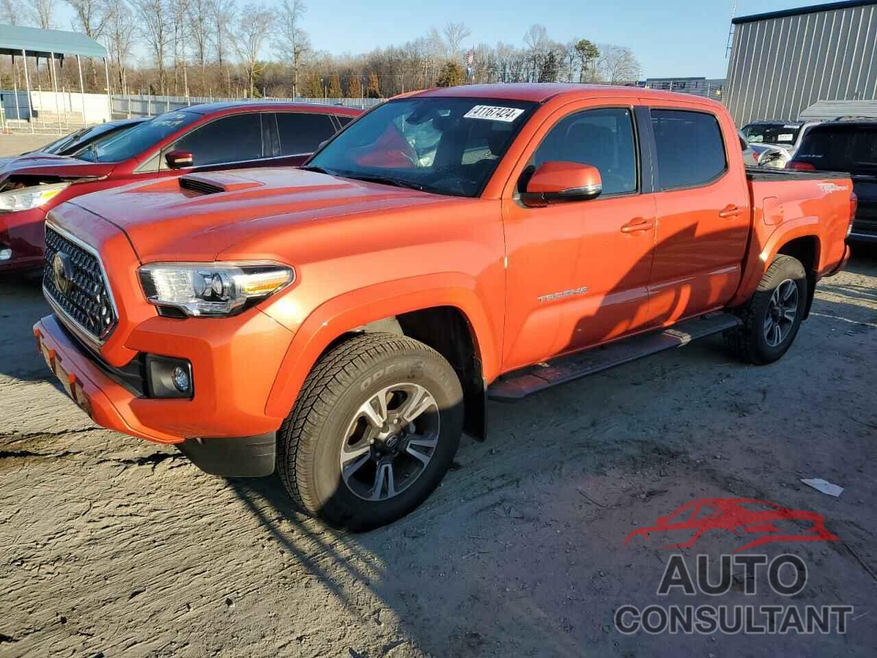 TOYOTA TACOMA 2018 - 5TFAZ5CN7JX063409