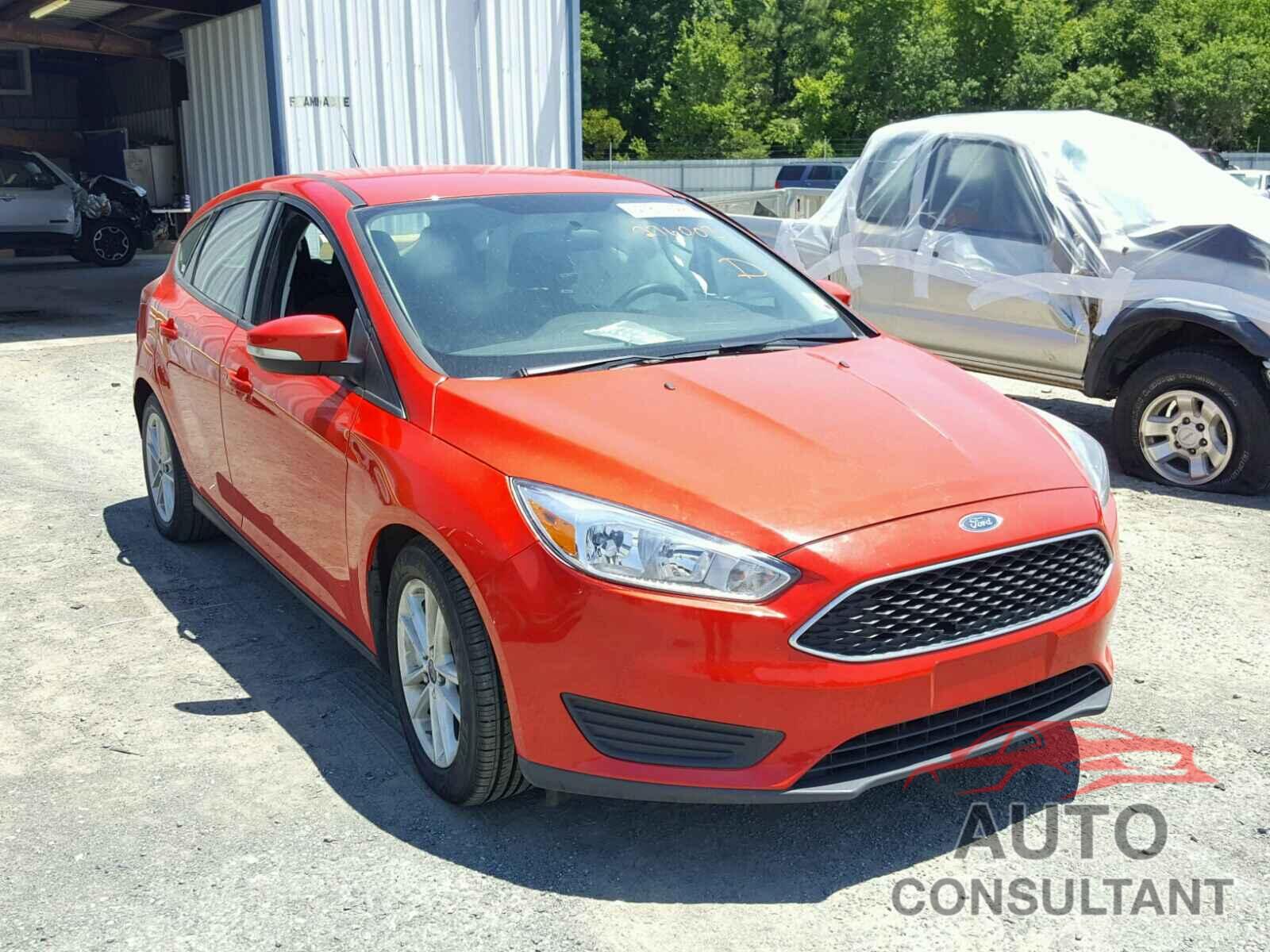 FORD FOCUS 2015 - 1FADP3K2XFL276003