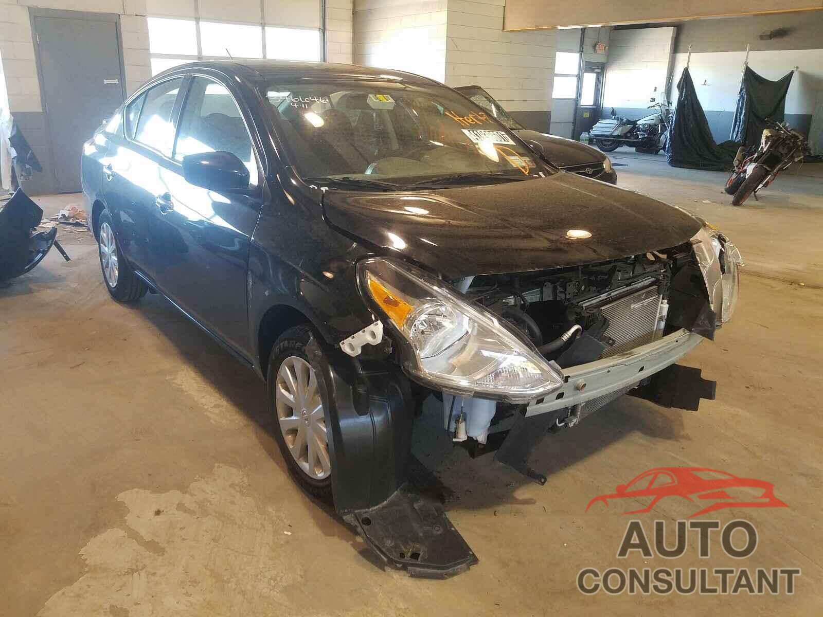 NISSAN VERSA 2019 - 3N1CN7AP9KL873483