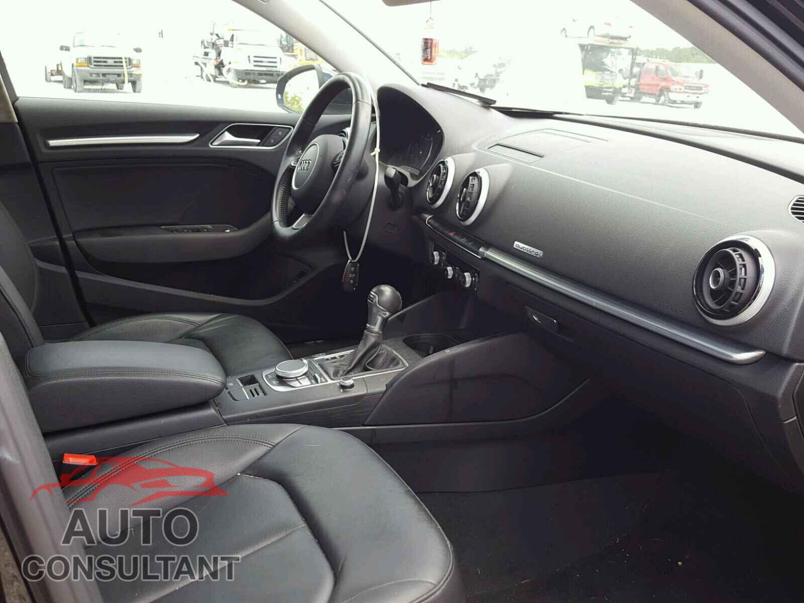 AUDI A3 2015 - WAUEFGFF7F1137199