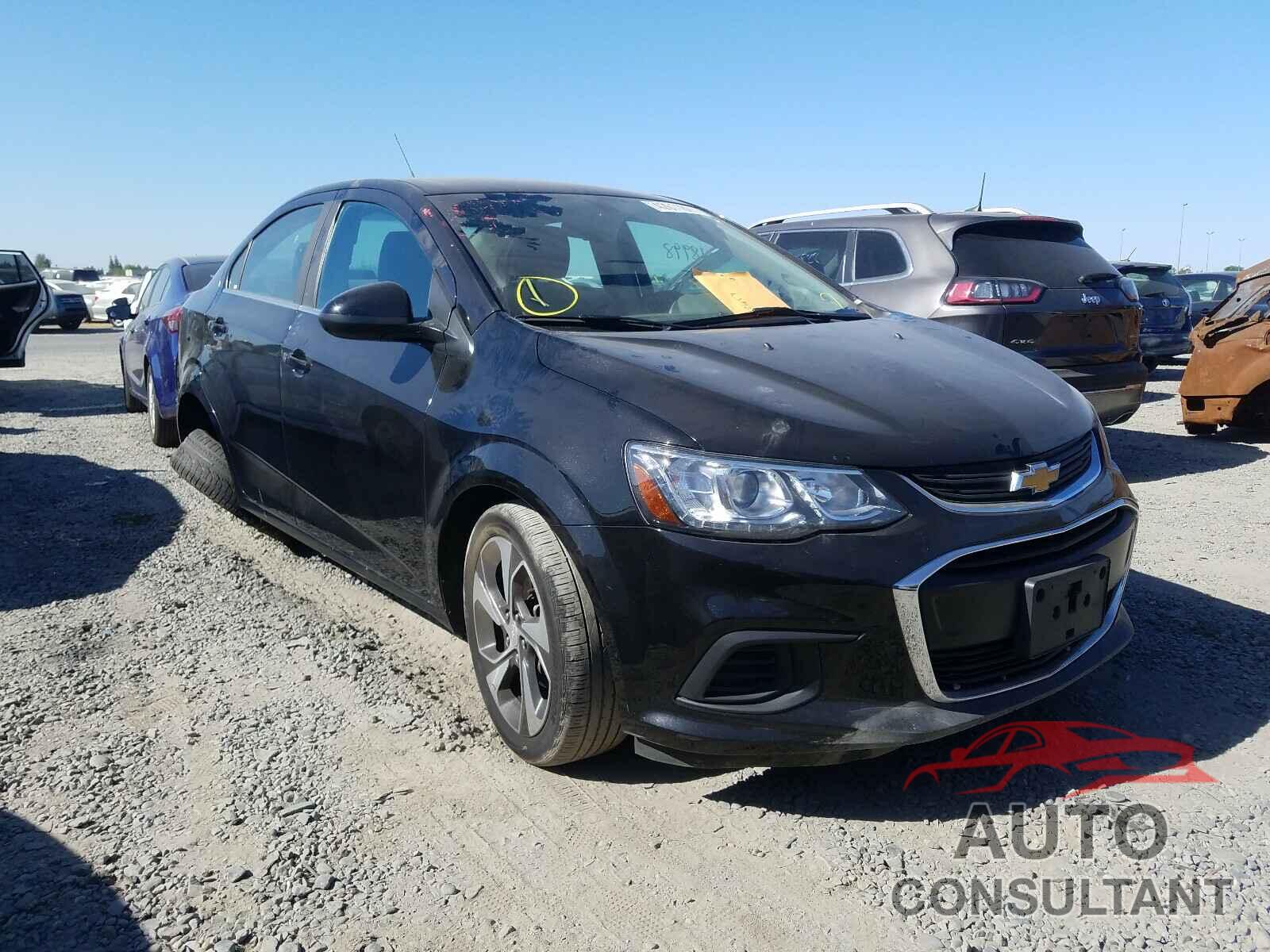 CHEVROLET SONIC 2018 - 1G1JF5SB5J4130132