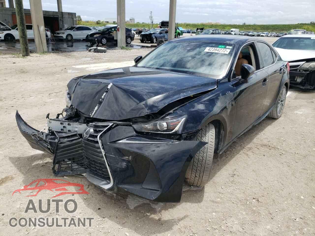 LEXUS IS 2017 - JTHBA1D28H5040945
