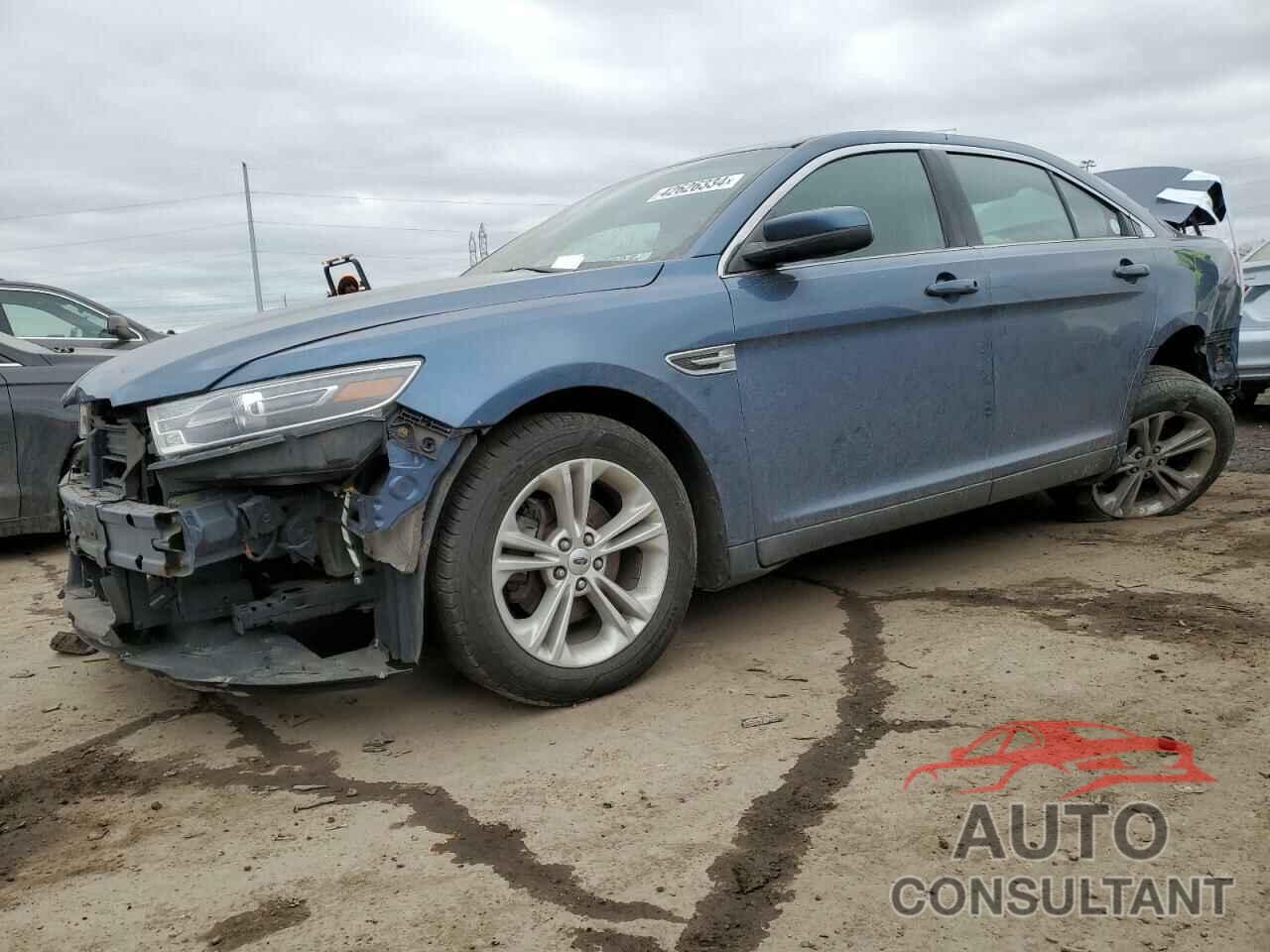 FORD TAURUS 2018 - 1FAHP2E83JG118518