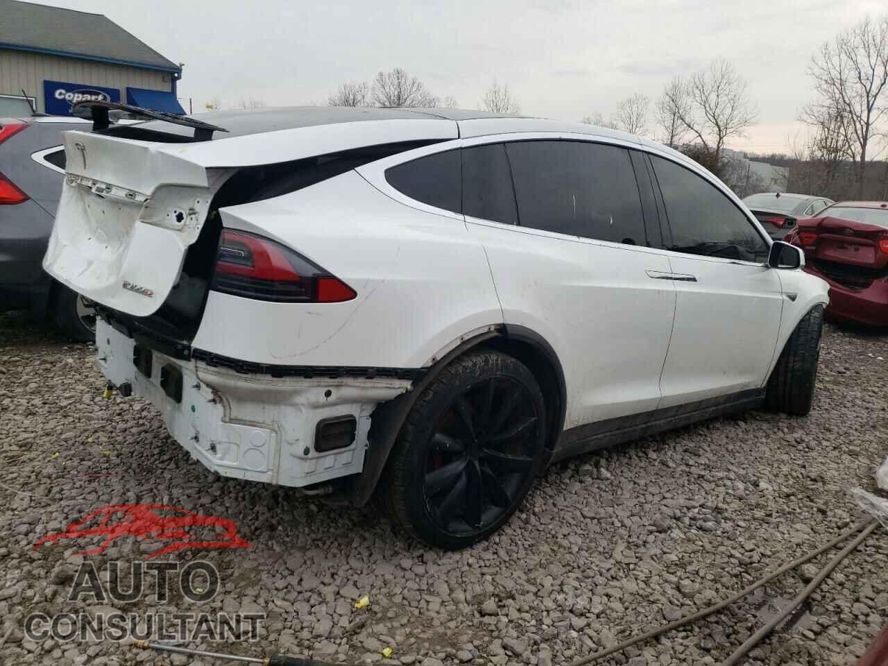 TESLA MODEL X 2016 - 5YJXCAE46GF017601